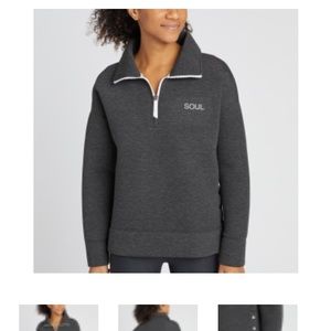 Soul by SoulCycle Spacer Snap Funnel Neck